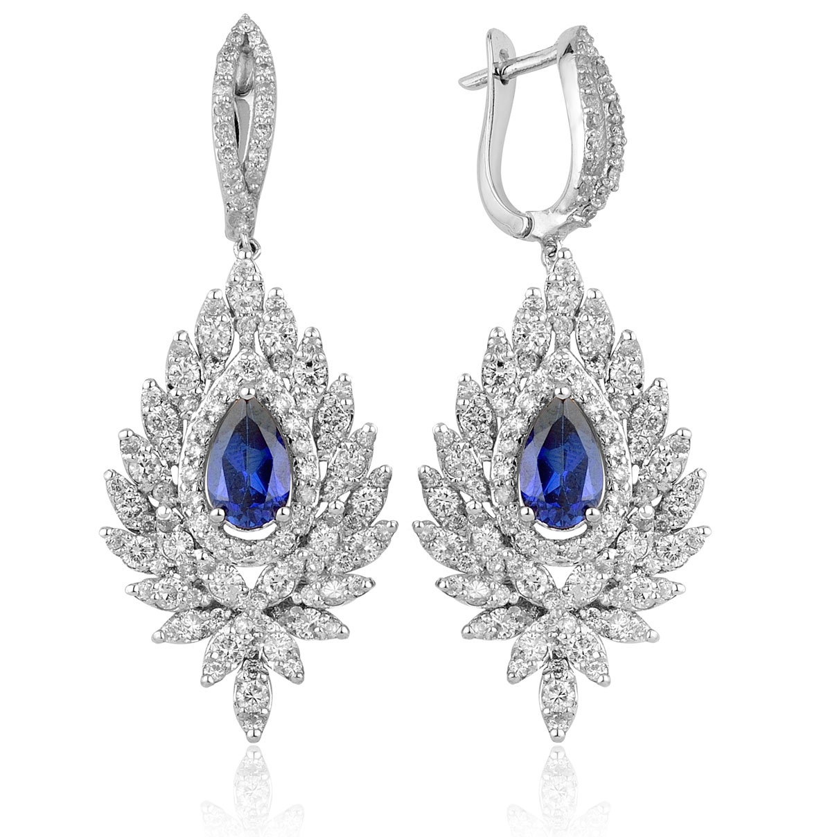 4.78 Karat Pırlanta Safir Küpe