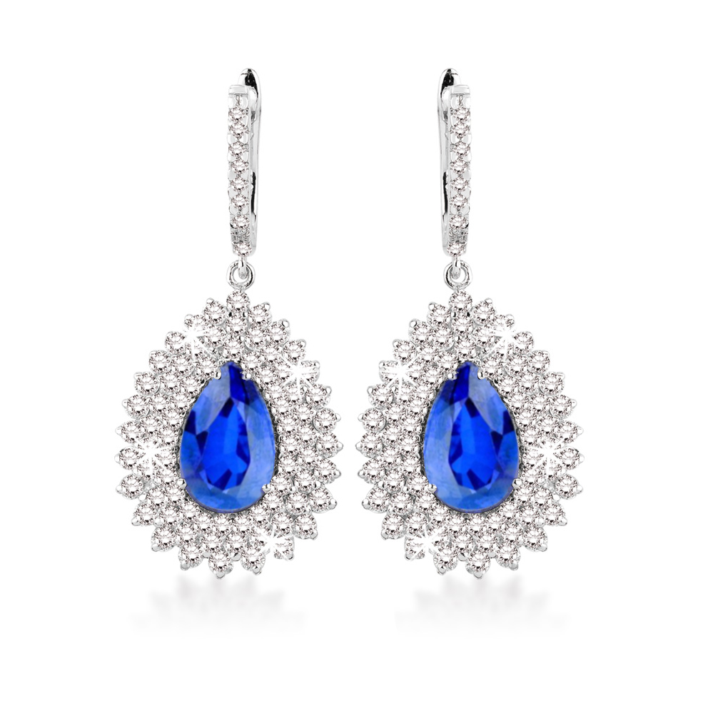 9.03 Karat Pırlanta Safir Küpe